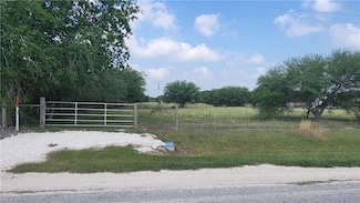 301 S County Road 307, Orange Grove, TX 78372