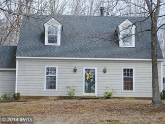 7107 Cabin Branch Rd, Marshall, VA 20115