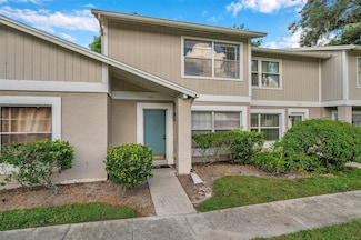14614 Pine Glen Cir, Lutz, FL 33559