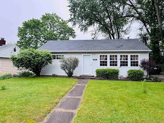 1005 Elm St, Plymouth, IN 46563