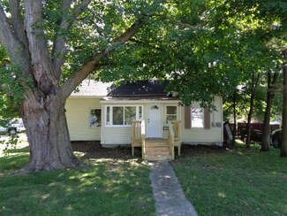 348 E Morrell St, Otsego, MI 49078