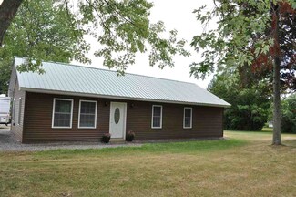 706 Bronson Rd, Saint Albans, VT 05478