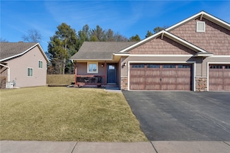 797 Club View Ln, Altoona, WI 54720