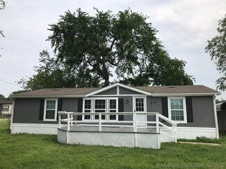 217 E Duncan Rd, Haskell, OK 74436