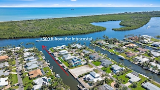 8531 SE Driftwood St, Hobe Sound, FL 33455