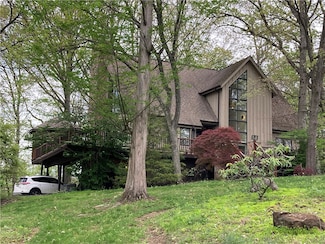 174 Ammons Dr, Canonsburg, PA 15317