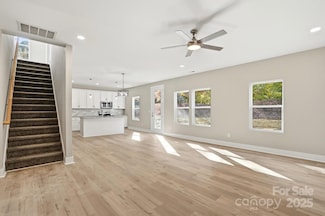 1699 Mission Oaks St, Kannapolis, NC 28083