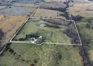 25998 Hemlock Rd, Bevier, MO 63532