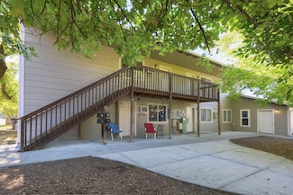 415 SE J St, Grants Pass, OR 97526