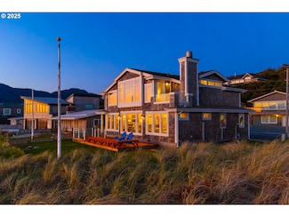 887 Beach St, Manzanita, OR 97130