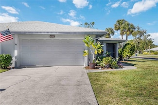 4202 Center Pointe Ln Unit 30, Sarasota, FL 34233