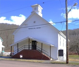 803 Walker St, Garrett, PA 15542