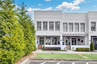 212 Sessions St, Woodstock, GA 30188