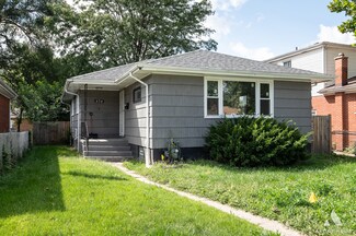 434 Mackinaw Ave, Calumet City, IL 60409