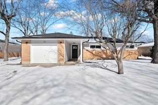 10 Westwood Ct, Park Forest, IL 60466