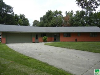 202 Crestwood Dr, Marcus, IA 51035