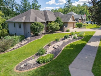 303 Rimrock Rd, Wausau, WI 54401