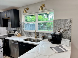 4518 Warm Springs Rd, Houston, TX 77035