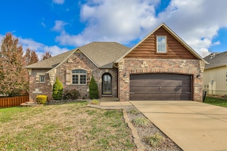 5594 S Dayton Ave, Springfield, MO 65810