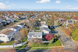 603 Foxhurst Rd, Baldwin, NY 11510