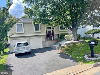 313 Samantha Dr, Sterling, VA 20164
