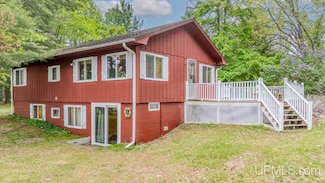 8188 Garth Point 25 Ln, Rapid River, MI 49878