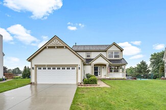 3 S Lakewood Ct, South Elgin, IL 60177