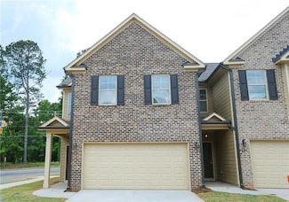 4501 Fulson Dr, Lilburn, GA 30047