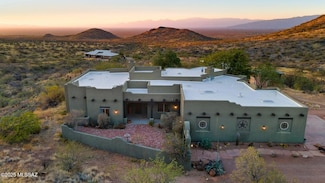 17950 S Via El Caballo Prieto, Vail, AZ 85641