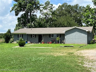 1507 Hollywood Place, Lavaca, AR 72941