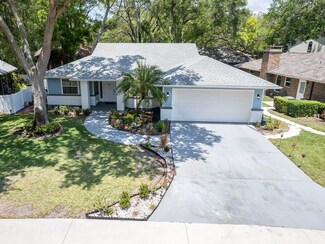 6908 Arbor Oaks Cir, Bradenton, FL 34209