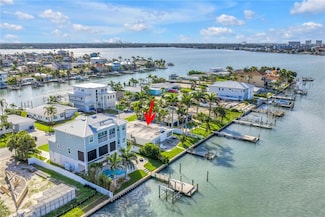 11240 6th St E, Treasure Island, FL 33706
