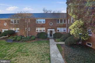 1804 W Abingdon Dr Unit 201, Alexandria, VA 22314