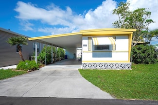 2107 Trotwood Dr, Sarasota, FL 34231