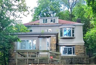 755 Hill Ave, Pittsburgh, PA 15221