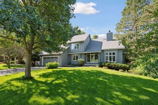 1741 Wood Duck Ln, Excelsior, MN 55331