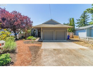 3911 SE 97th Ave, Portland, OR 97266