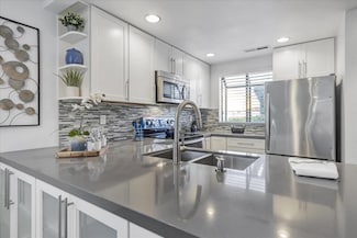 6148 Joaquin Murieta Ave Unit E, Newark, CA 94560