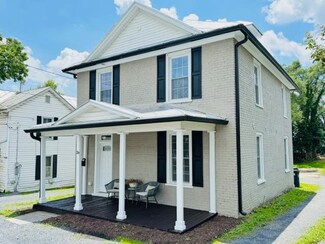 29 W Washington St, Harrisonburg, VA 22802
