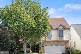7510 Walnut Hill Ln, Falls Church, VA 22042