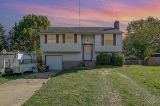 12174 Glencrest Ct, Cincinnati, OH 45251