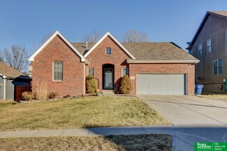 2616 Fairview St, Bellevue, NE 68147