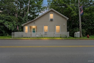 138 N Main St, Oriskany Falls, NY 13425