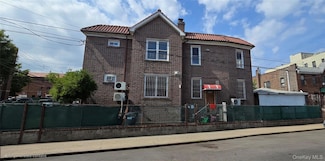 4607 79th St, Elmhurst, NY 11373