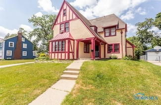 1723 Potomac Dr, Toledo, OH 43607