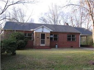 1704 Calloway St, Tuskegee, AL 36088
