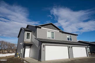 3810 Lillian Ct SE, Mandan, ND 58554