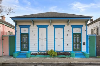 935 Frenchmen St, New Orleans, LA 70116