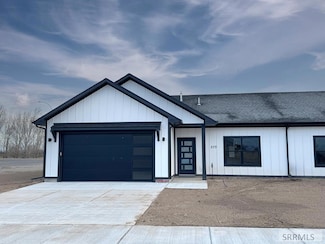 275 Birdie Thompson Dr, Idaho Falls, ID 83401