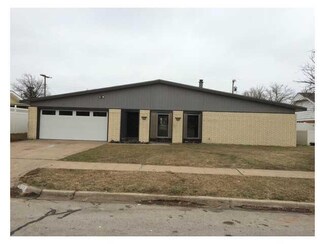 8312 S Country Club Dr, Oklahoma City, OK 73159